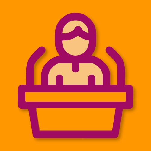 Persona hablando en audiencia